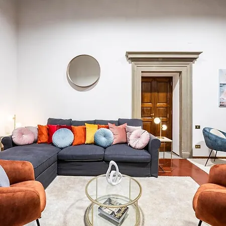 Strozzi Penthouse 4 Bedroom King Size Parking * فلورنس